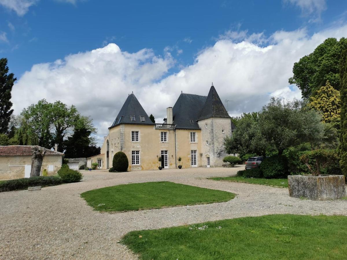 Chateau De La Vallade Saint-Porchaire Zewnętrze zdjęcie